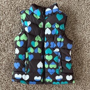 Old Navy Girls Medium Heart Patterned Puffer Vest